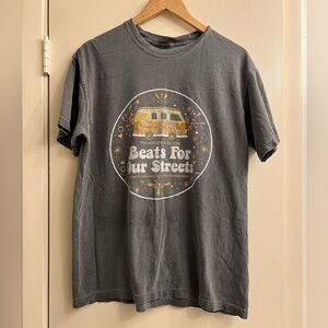 Comfort Colors Charcoal Graphic Short Sleeve Tee Philadelphia‎ Vintage Van